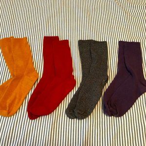 4 pairs of colorful socks
